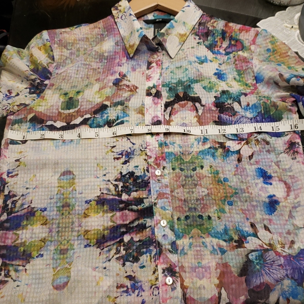 💜 Beautiful shirt 💜 - Picture 7 of 8